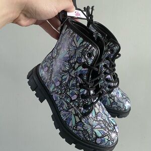 Butterfly Pattern Lace-Up Combat Boots - Purple/Teal Pattern